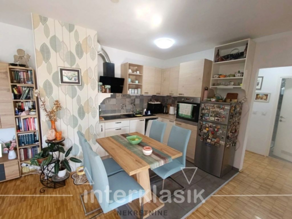 Prodaja: Prekrasan, adaptiran 3-sobni stan, 48.80 m2, Vrbani I
