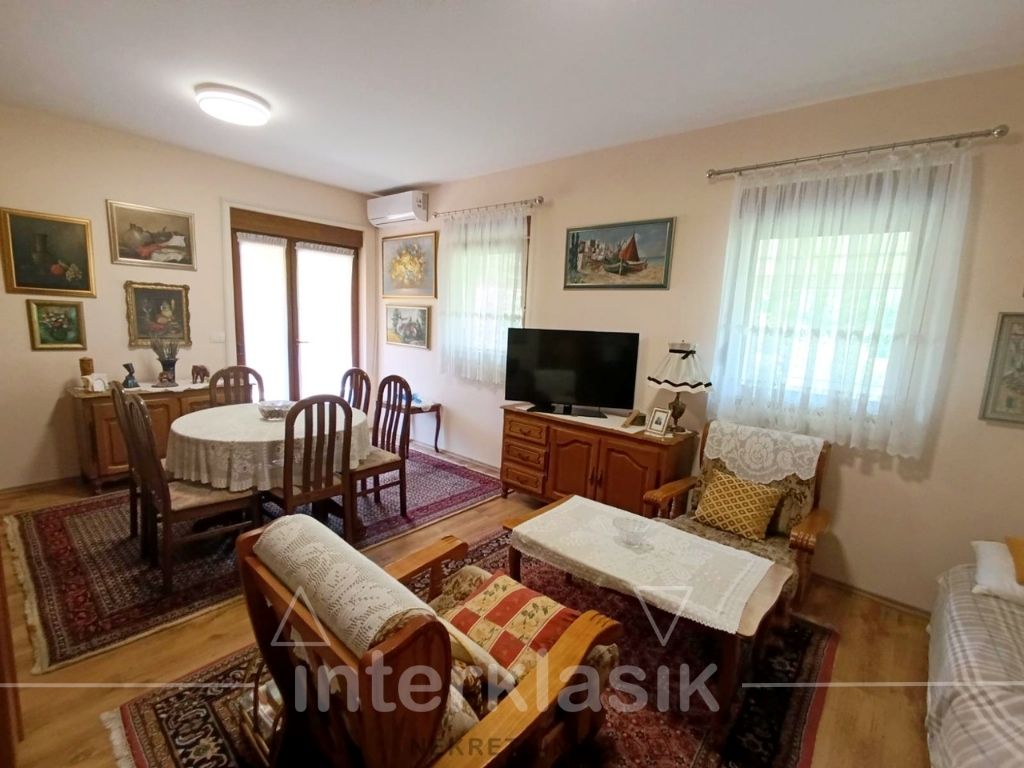 Prodaja, kuća, Kraj Donji, Marija Gorica, 271 m2, zemljište 9554 m2