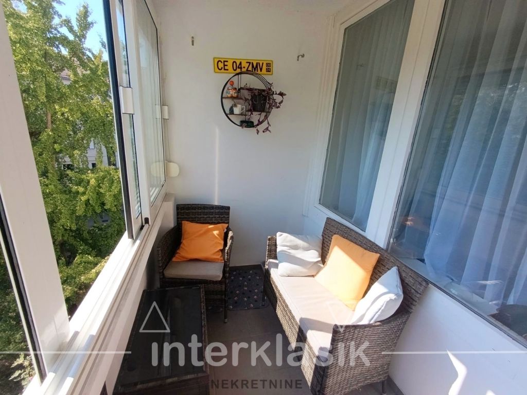 Prodaja: Prekrasan, adaptiran 3-sobni stan, 48.80 m2, Vrbani I