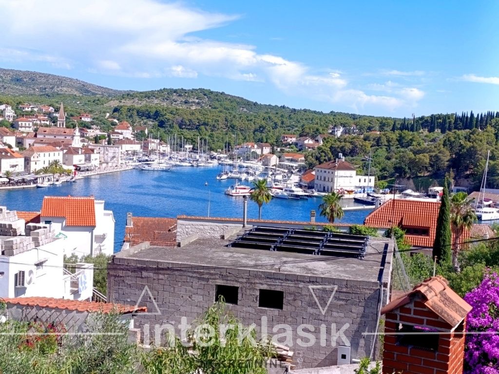 Prodaja, Milna, apartman, boravak + 2 sobe, terasa, prekrasan pogled
