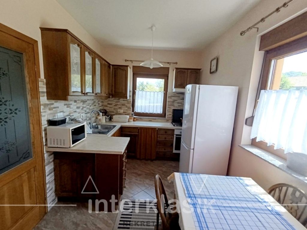 Prodaja, kuća, Kraj Donji, Marija Gorica, 271 m2, zemljište 9554 m2