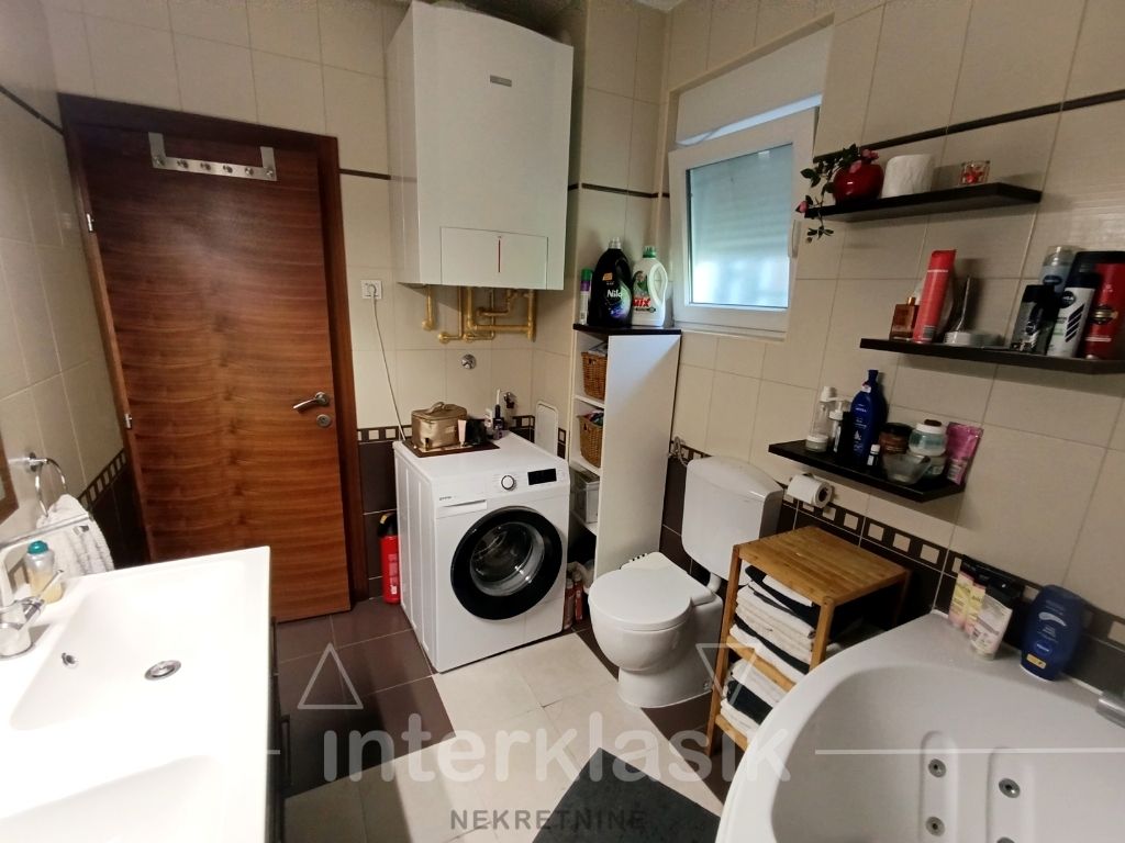 Prodaja, prekrasan 4 sobni stan, Gorice, 100 m2, vrt