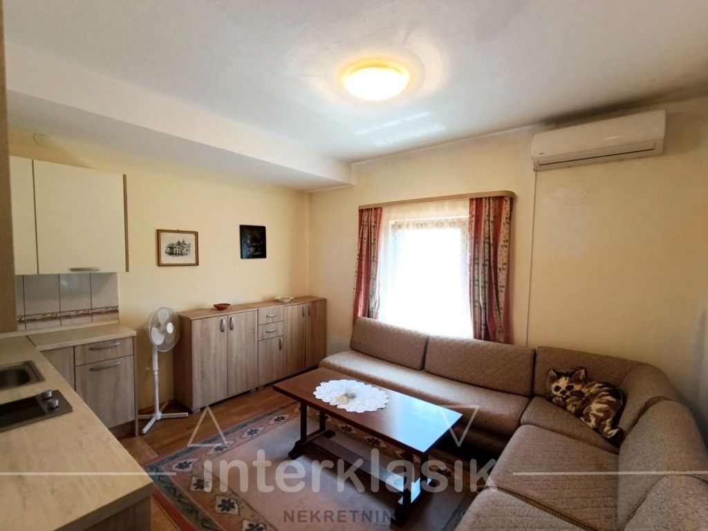 Prodaja, kuća, Kraj Donji, Marija Gorica, 271 m2, zemljište 9554 m2