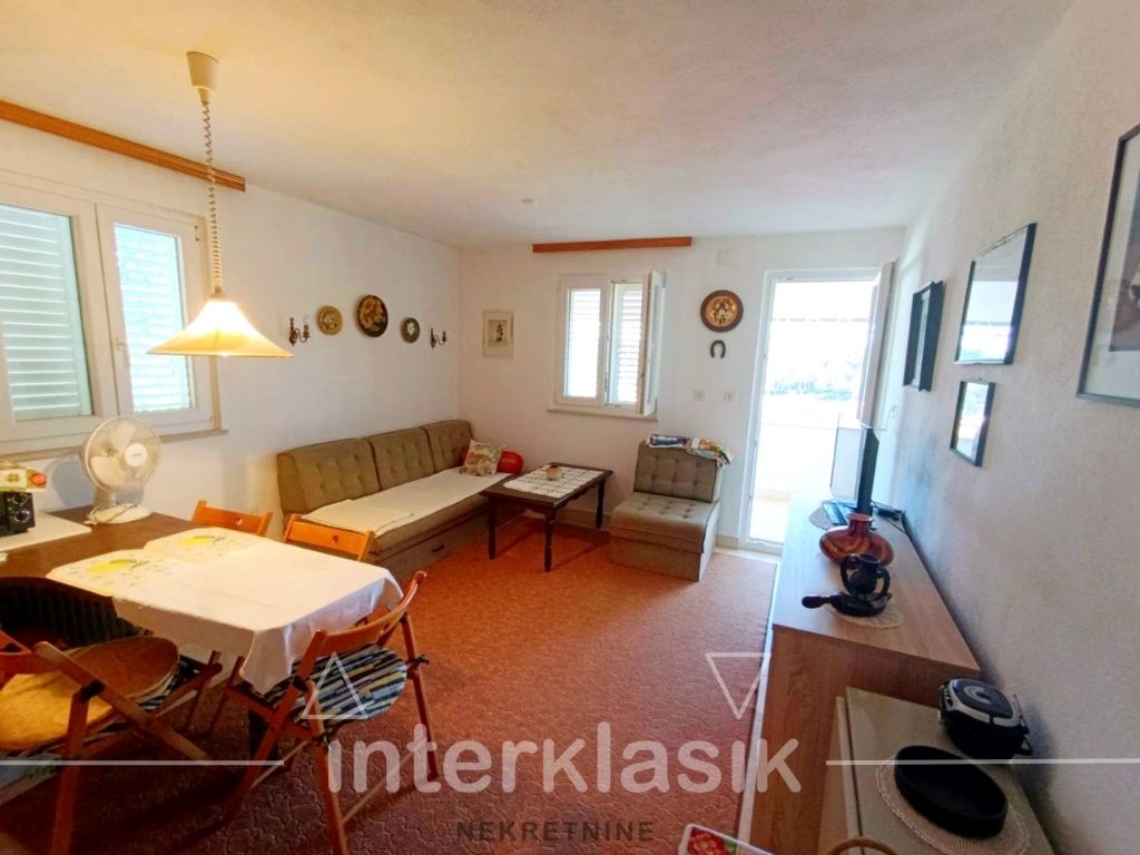 Prodaja, Milna, apartman, boravak + 2 sobe, terasa, prekrasan pogled