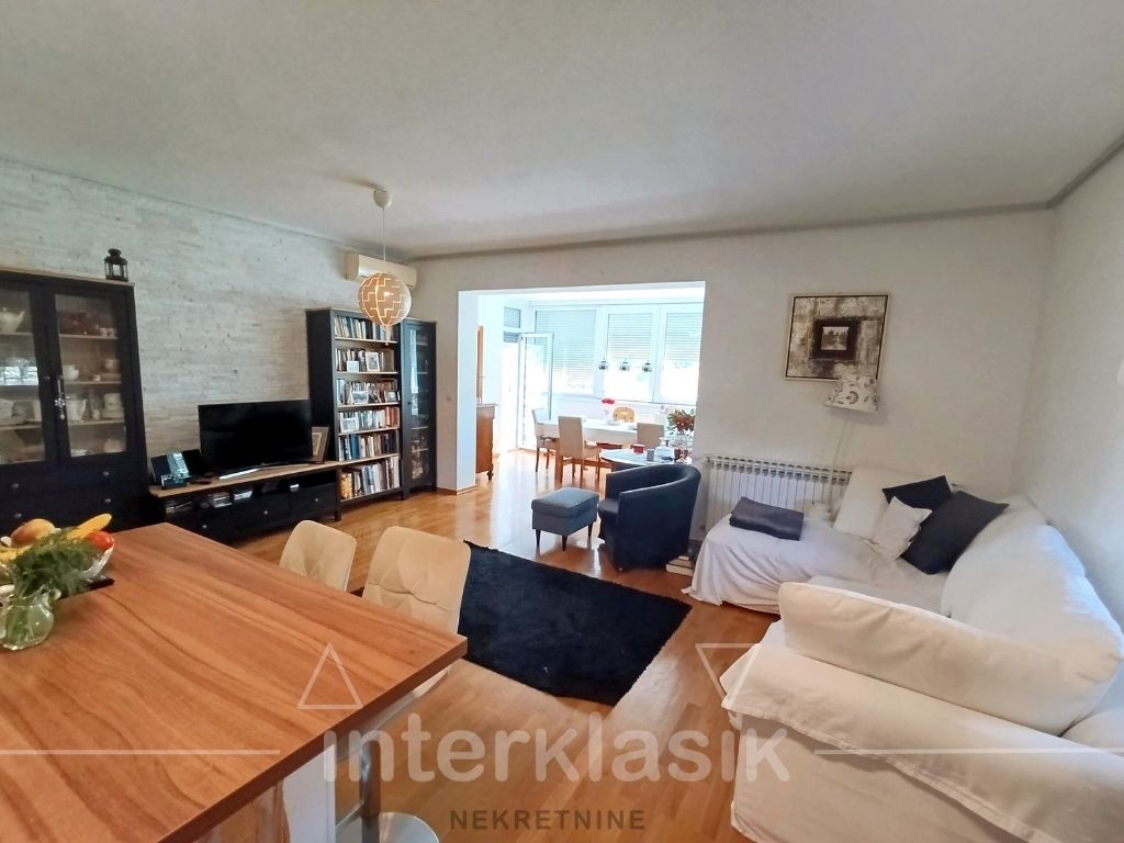 Prodaja, prekrasan 4 sobni stan, Gorice, 100 m2, vrt