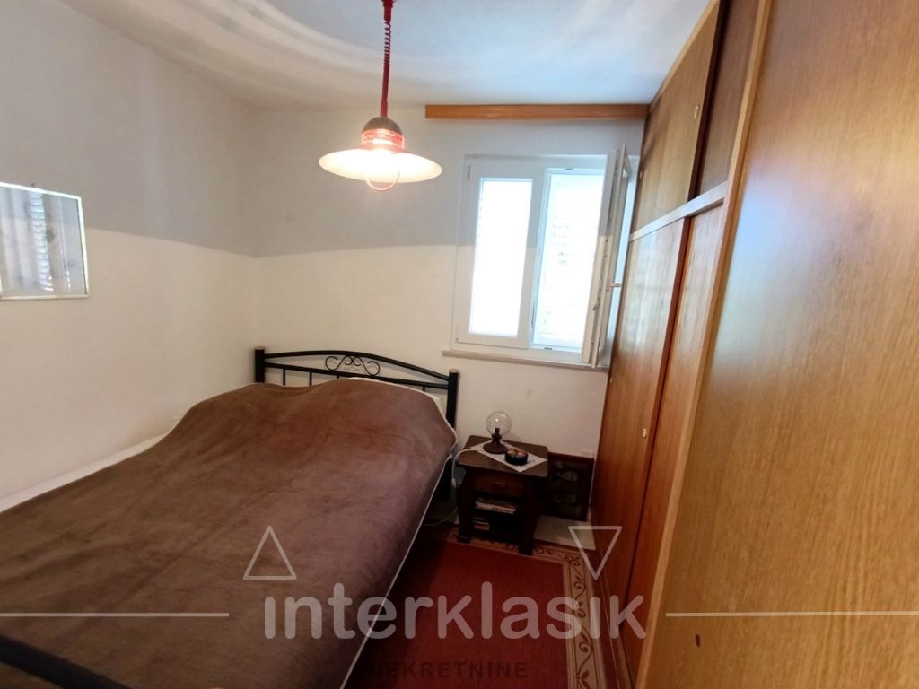 Prodaja, Milna, apartman, boravak + 2 sobe, terasa, prekrasan pogled
